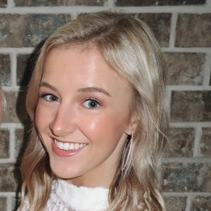 Meet your Posher, Sarah kate